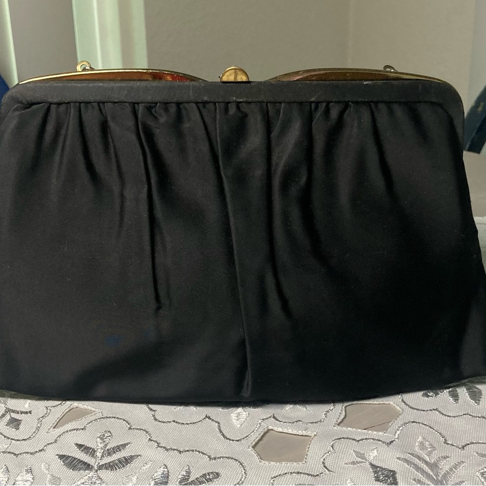 ANDE’ SATIN VINTAGE EVENING CLUTCH/ HANDBAG